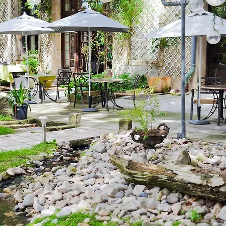 Hotel Du Pont Romain 3*